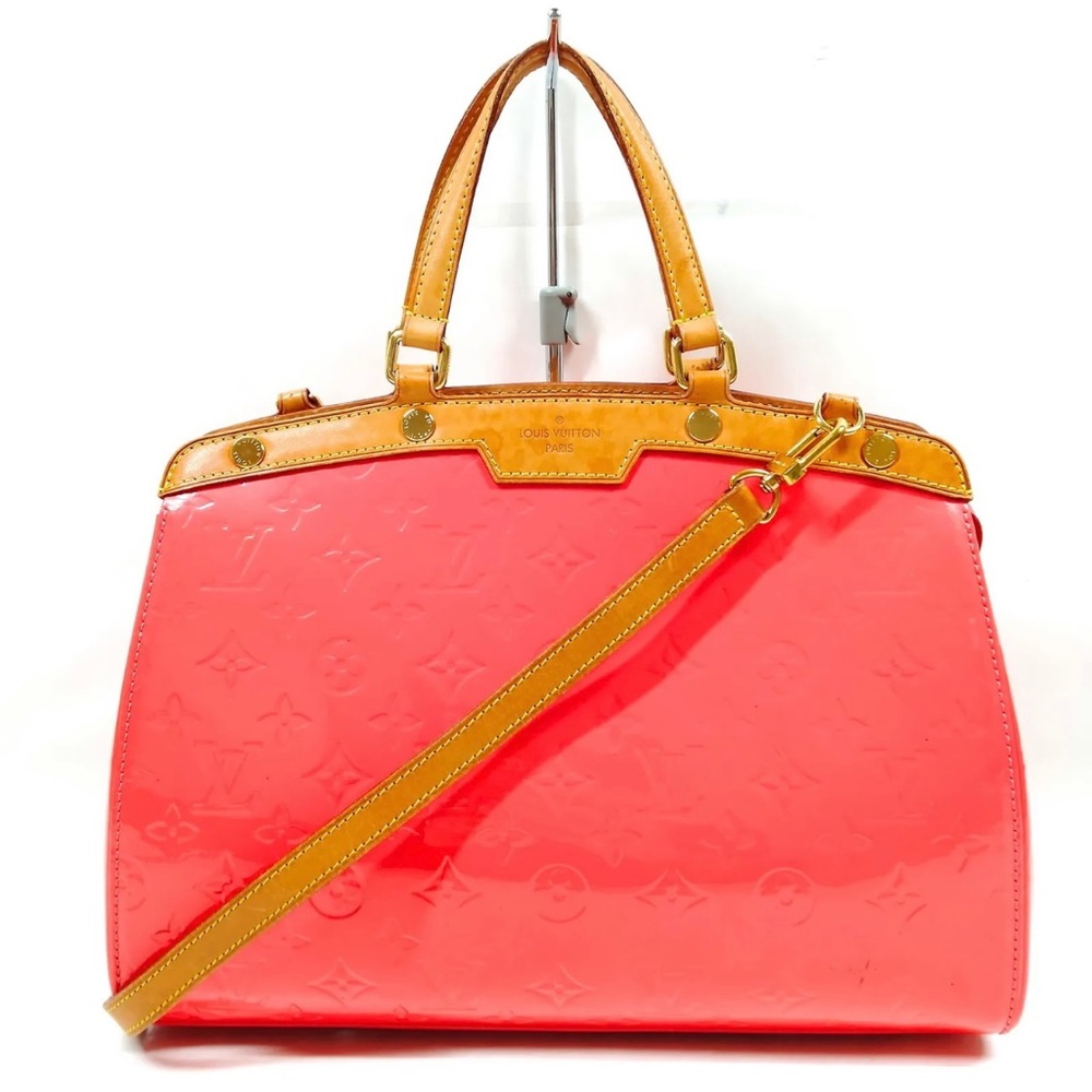 🌺Authenticated🌺LOUIS VUITTON BREA Coral